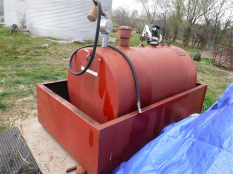 300 Gallon Fuel Tank Wcontainment Bigiron Auctions