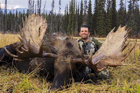 Alaskayukon Chasse à Lorignal Boat Camp Trophy Long Range Expeditions