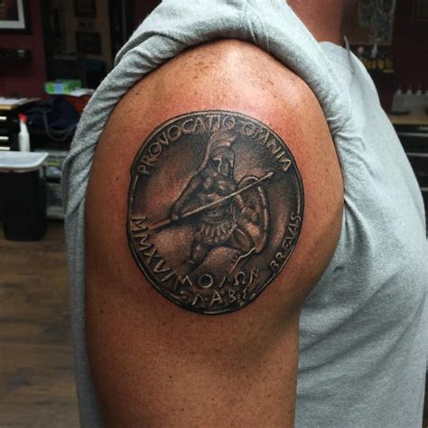 Spartan Arm Tattoo Bedeutungen Und Designideen Hautkunstwerk