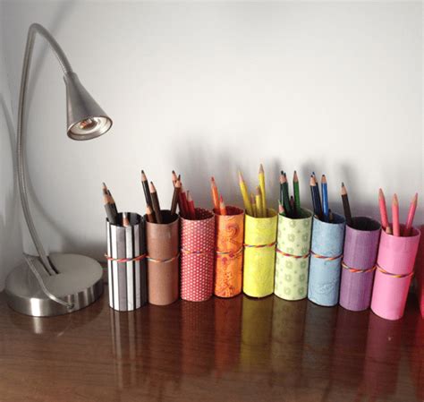 You'll just need a few supplies, all easily available from a craft or hardware store:3 x research source. DIY Pencil Crayon Holder from recycled toilet paper rolls.