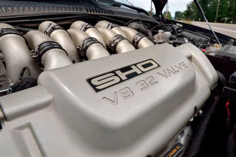 This V8 Powered 1999 Ford Taurus Sho Is Dirt Cheap Carbuzz