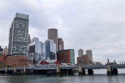Boston Buzz- Aloft Boston Seaport Hotel- A stay in the Seaport Boston- Boston hotels- Boston 