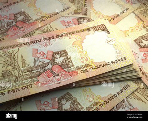 Money Of India Indian Rupee Bills Inr Banknotes 1000 Rupees