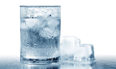 The Benefits And Risks Of Drinking Cold Water Ice Water