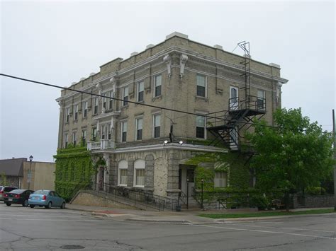The Old Port Hotel Port Washington Wisconsin Jimmy Emerson Dvm