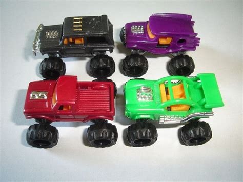 American Monster Trucks Model Cars Set 1160n Kinder Surprise Plastic