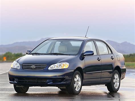 In japan, this series arrived to the market in august 2000; TOYOTA Corolla (US) specs & photos - 2002, 2003, 2004 ...