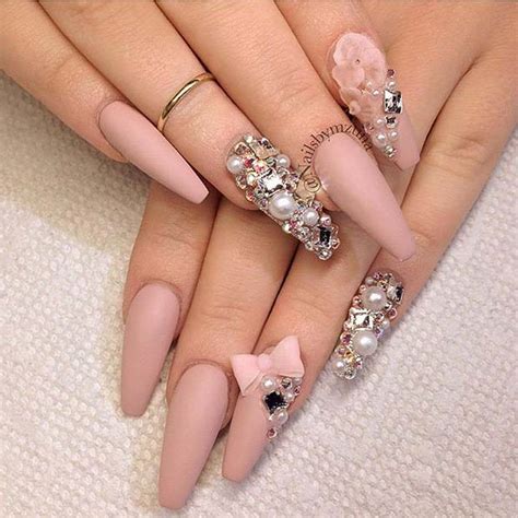 Pretty Nude Coffin Nails That Anyone Can Pull Off Stayglam