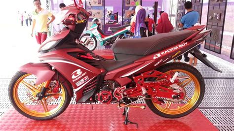 The yamaha t135 made its debut in 2005 for thailand and indonesian markets and then followed by malaysian bhd. 2014-racing-boy-front-fork-135LC-005 - MotoMalaya