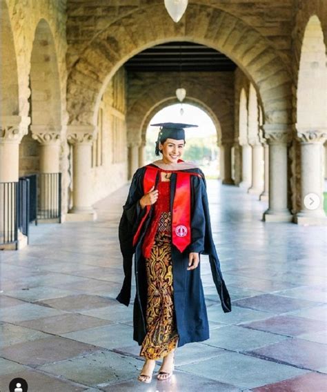 Perjalanan Pendidikan Maudy Ayunda Dan Profilnya Jurusan S1 Dan S2 Baru Saja Lulus S2 Stanford