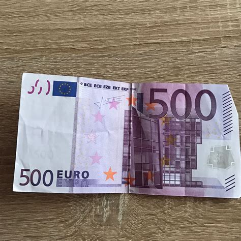 500 euro scheine alle wollen sie loswerden mallorca zeitung. Sind 500 Euroscheine nächstes Jahr nicht mehr gültig? (Geld, Euro, Geldschein)