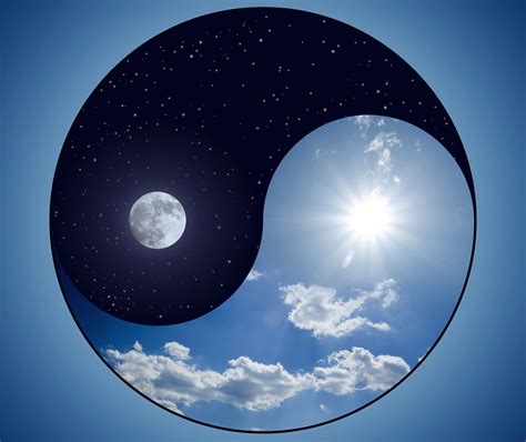 Yin Yang And The Story Of Creation Energy Therapy Yin Yang Art Yin