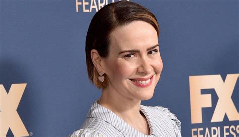 Sarah Paulson Is Unrecognizable As Linda Tripp For Impeachment American Crime Story