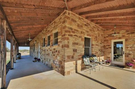 Beautifully Designed Stone Barndominium Ranch In Texas 30 Hq Pictures
