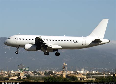 Ly Veo Airbus A320 233 Avion Express Javier Rodriguez Jetphotos