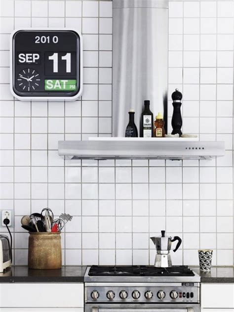 40 Beautiful Kitchen Clocks That Make The Kitchen Where The Heart Is