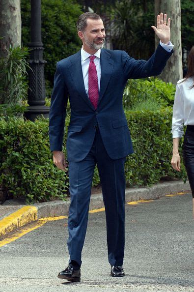 Spanish King Felipe Looked Dapper In Navy Suit And Magenta Tie As He