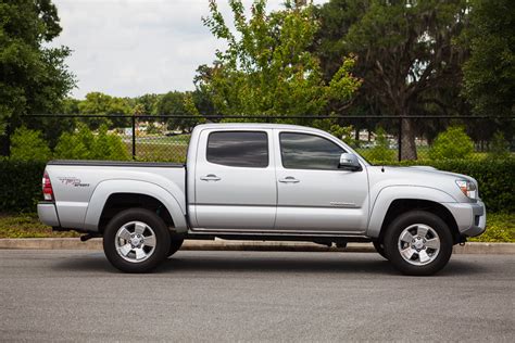 2013 Toyota Tacoma Dcsb Trd Sport 4x4 Silver Only 13000 Miles