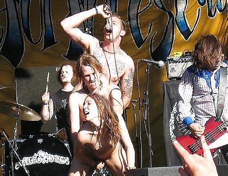 Live Sex On Stage During Rock Concert 15 Pics XHamster