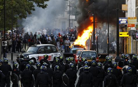 Reading Violence Whats Political About The London Riots The