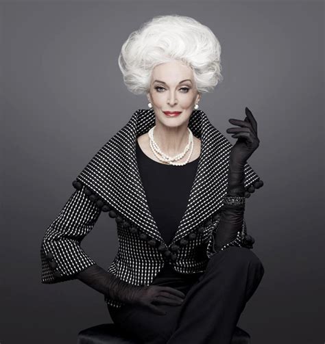 supermodels of the world carmen dell orefice fashion 1082020 tom lorenzo site 1 tom lorenzo