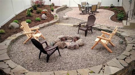10 Best Outdoor Fire Pit Ideas To Diy Or Buy Fire Pit Gravel Patio