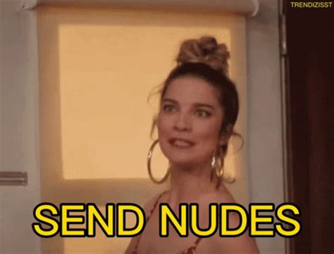 Send Nudes GIF Send Nudes Schitts Creek GIFs Entdecken Und Teilen