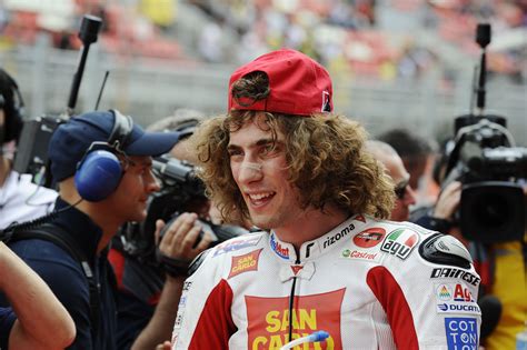 Marco Simoncelli Valentino Rossi 46