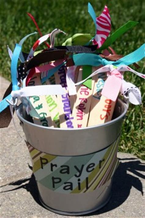 Let our chefs help prepare your easter dinner with our complete dinners, desserts & wines. Teach Me to Pray - 8 Prayer Crafts for Children - Grandmother Wren