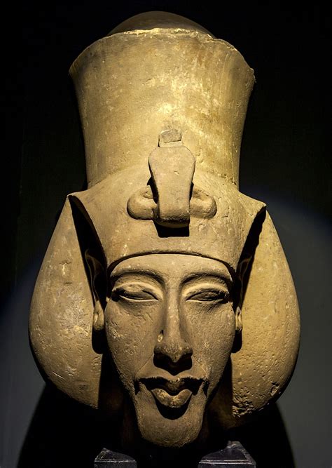 Akhenaten Biography Mummy Accomplishments Religion Statue