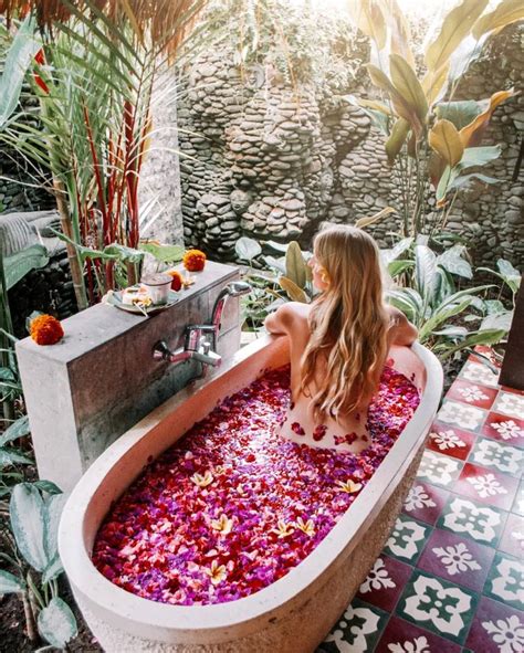 Diy Bali Flower Bath Flower Bath Bath Photography Outdoor Tub