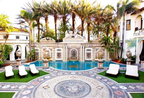 Gianni Versaces Miami Mansion Was Transform Into A Stunning Hotel