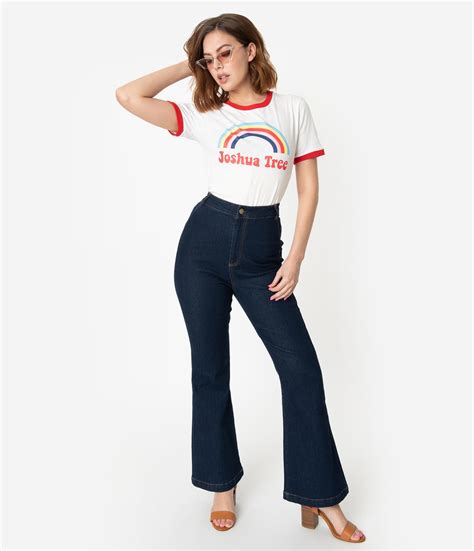 Bell Bottoms 70s Outfit 70s Fashion Bell Bottoms Do The Hustle