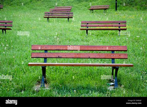 Seat Benches Hi Res Stock Photography And Images Alamy