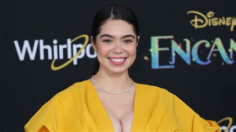 Aulii Cravalho Will Play A Dead Cheerleader In New Hulu Movie Teen Vogue
