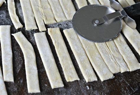 Quick And Easy Puff Pastry Churro Sticks My Latina Table