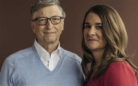 They jointly run the bill & melinda gates foundation. The Bill-Melinda Gates romance started with a rejection ...
