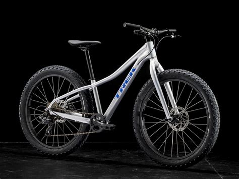 Trek Roscoe 24 Inch Wheel Kids Mountain Bike 2020 In Silver