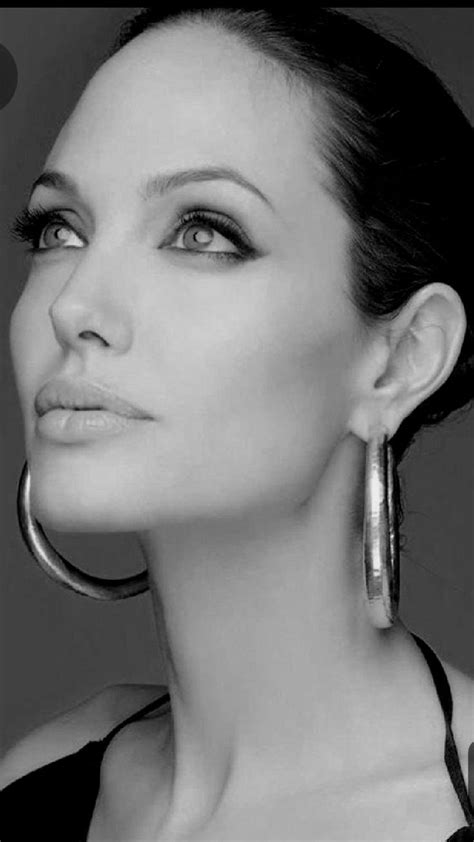 Angelina Jolie Black White Photos Black And White Photography Pretty