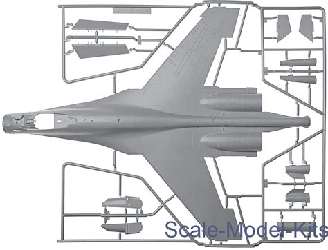 Great Wall Hobby Su 35s Plastic Scale Model Kit In 148 Scale Gwh