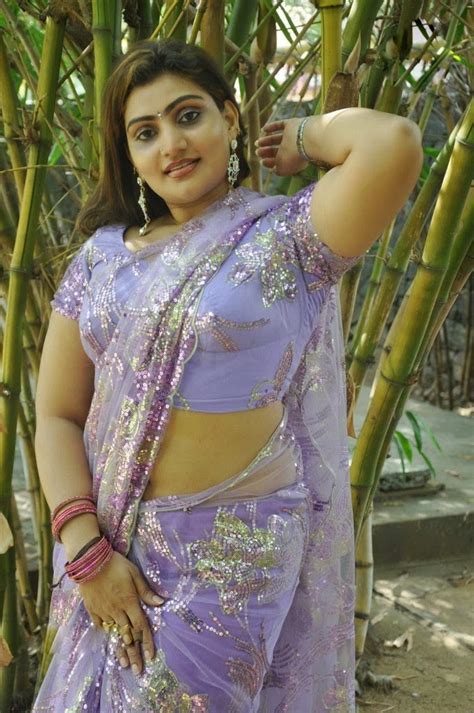 Aunty Hot Without Dress Clothes On Bathing Hot Sexy Photos Wallpapers