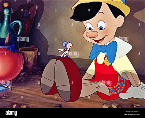 Disney Pinocchio Movie Poster Disney Films Walt Vrogue Co