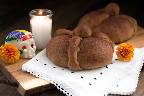 Mexican Chocolate Pan De Muerto Nibbles And Feasts