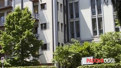 Entro l'anno infatti anche la casa di cura villa maria entrerà a regime con il cup (centro unico prenotazioni) dell'azienda sanitaria di padova per le prenotazioni telefoniche. Inaugura la nuova Villa Maria, la casa di cura dei ...