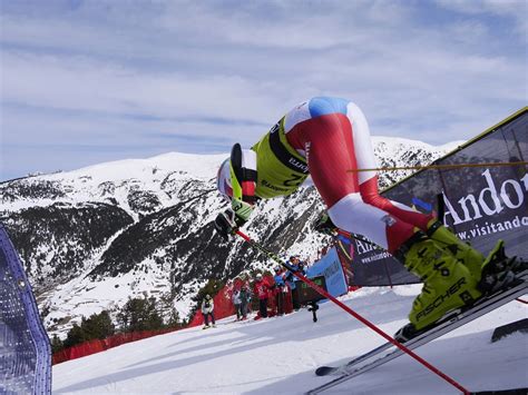 What a night for these two austrians, christian hirschbühl and dominik raschner, getting their first world cup podium and world cup win . European Cup Men's Giant Slalom: Dominik Raschner, Austria is a winner of the season title in ...