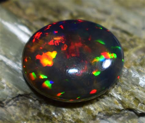 Top Natural Ethiopian Black Heated Opal Gemstone 125 Carat Etsy