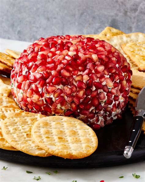 Best Christmas Cheese Ball Recipe Easy Christmas Cheese Ball