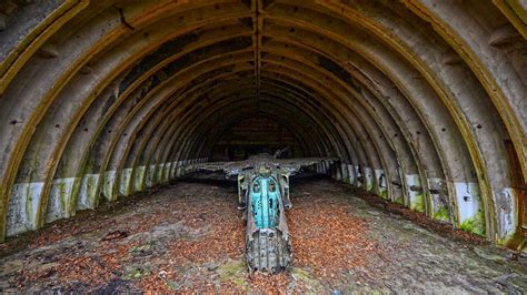 Spotted a few possible entry points but it also seems like there might be people living inside so have to be. 50 EPIC abandoned places in Russia (PHOTOS) - Russia Beyond