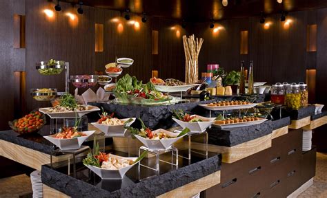 A buffet is a system of serving meals in which food is placed in a public area where the diners serve themselves. image04_20150506-054700_1.jpg (1999×1215) Mais | Hotel ...