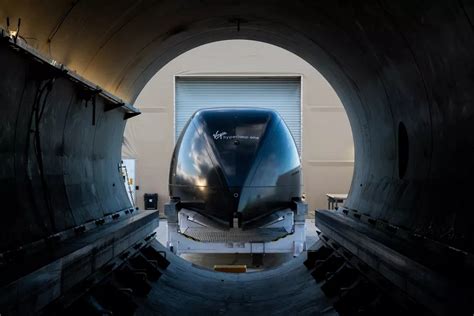 Идея Hyperloop ещё жива. Компания Virgin Hyperloop выбрала 